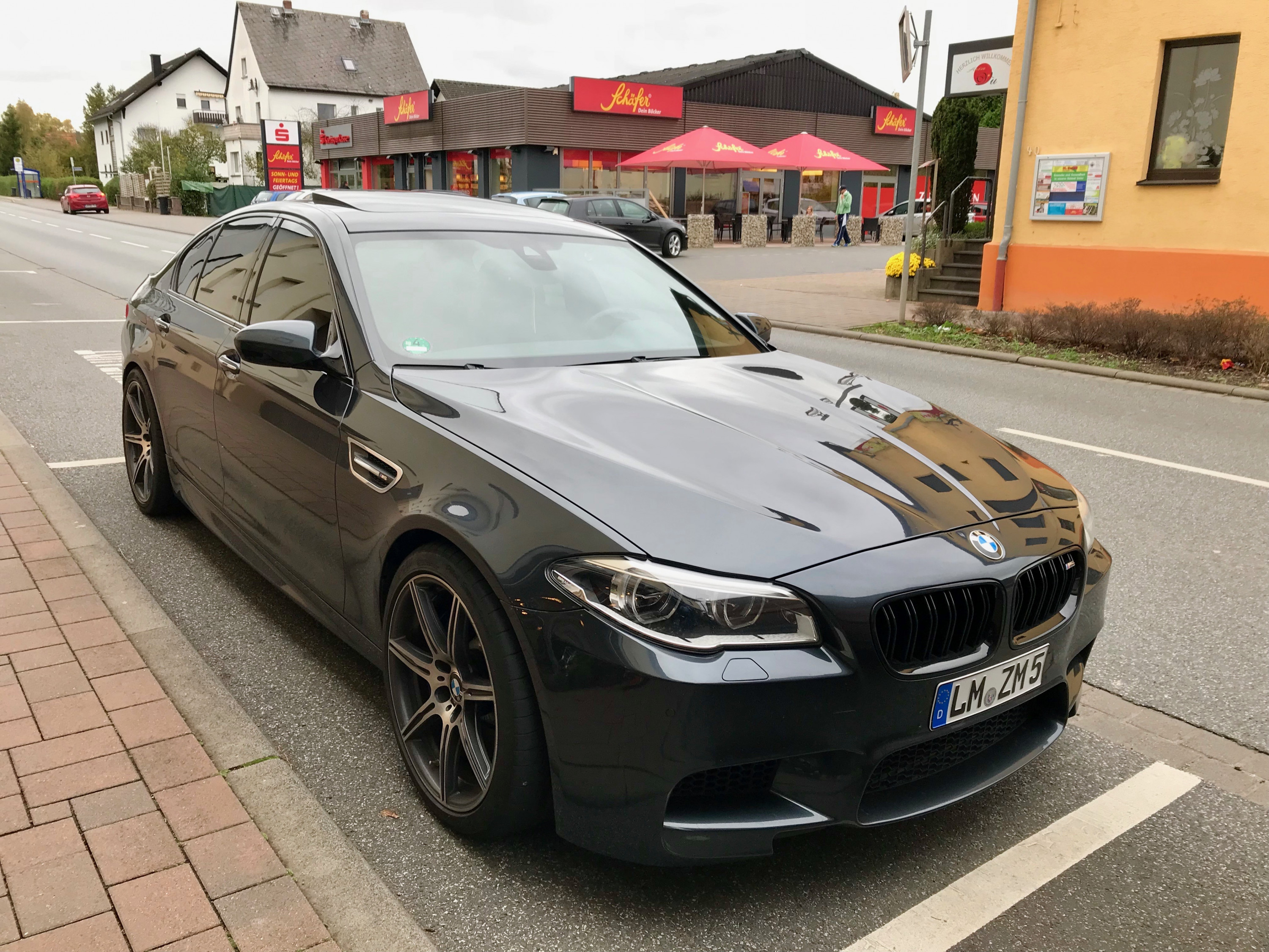 M5 F10